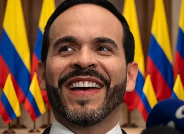 Colombianos elegem Abelardo de la Espriella e marcam nova guinada política no país